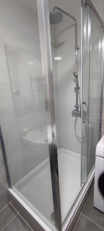 South Side Apartment 波德戈里察 外观 照片